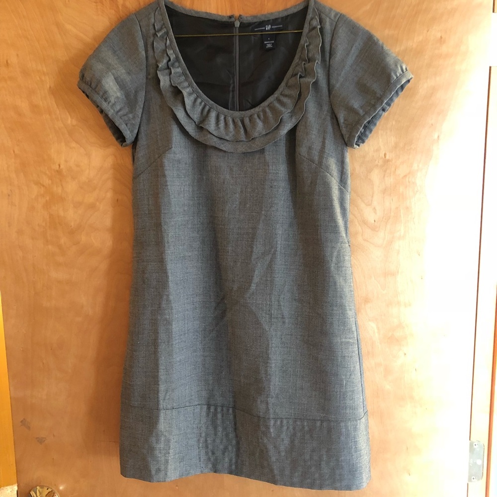 SOLD ❌ Gap black/grey ruffle wool dress
